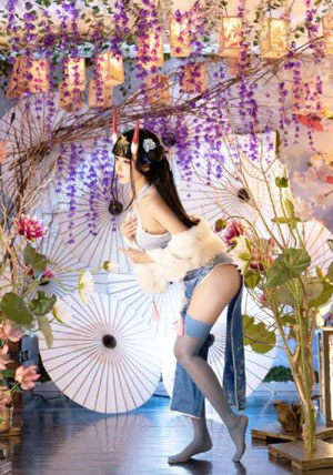 年轻性感的妈妈韩国